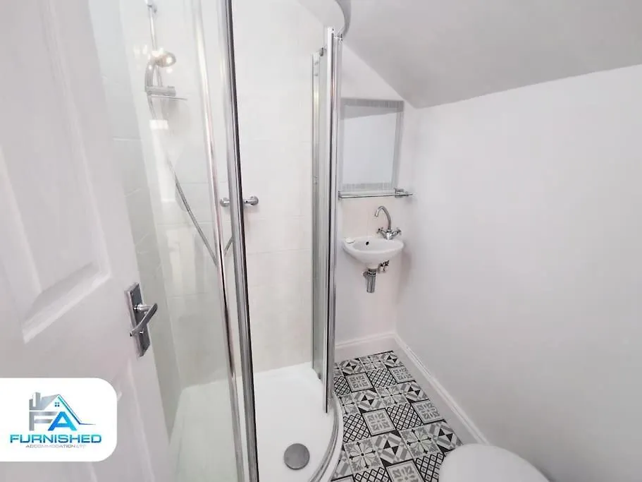 펜션 4 Bedroom House - Contractors Welcome 스카버러